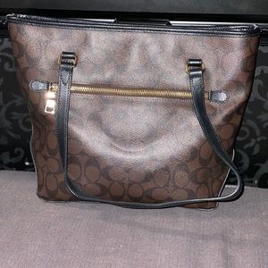 Coach bag 100$